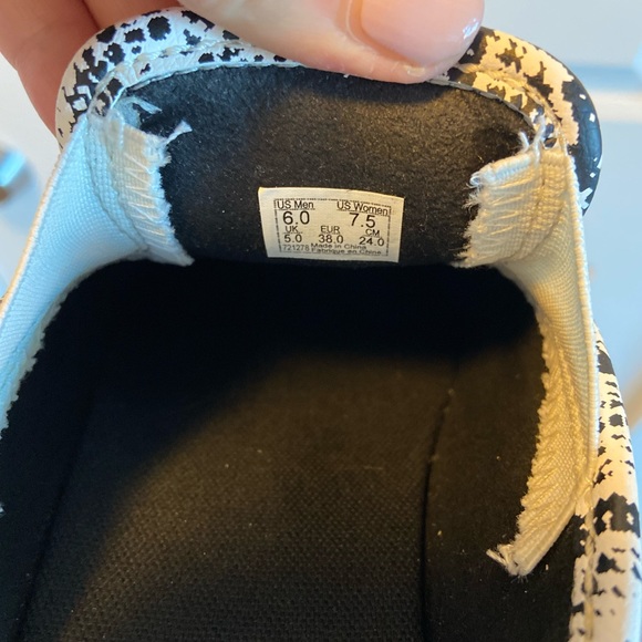 Vans slip on sneakers - Picture 6 of 6